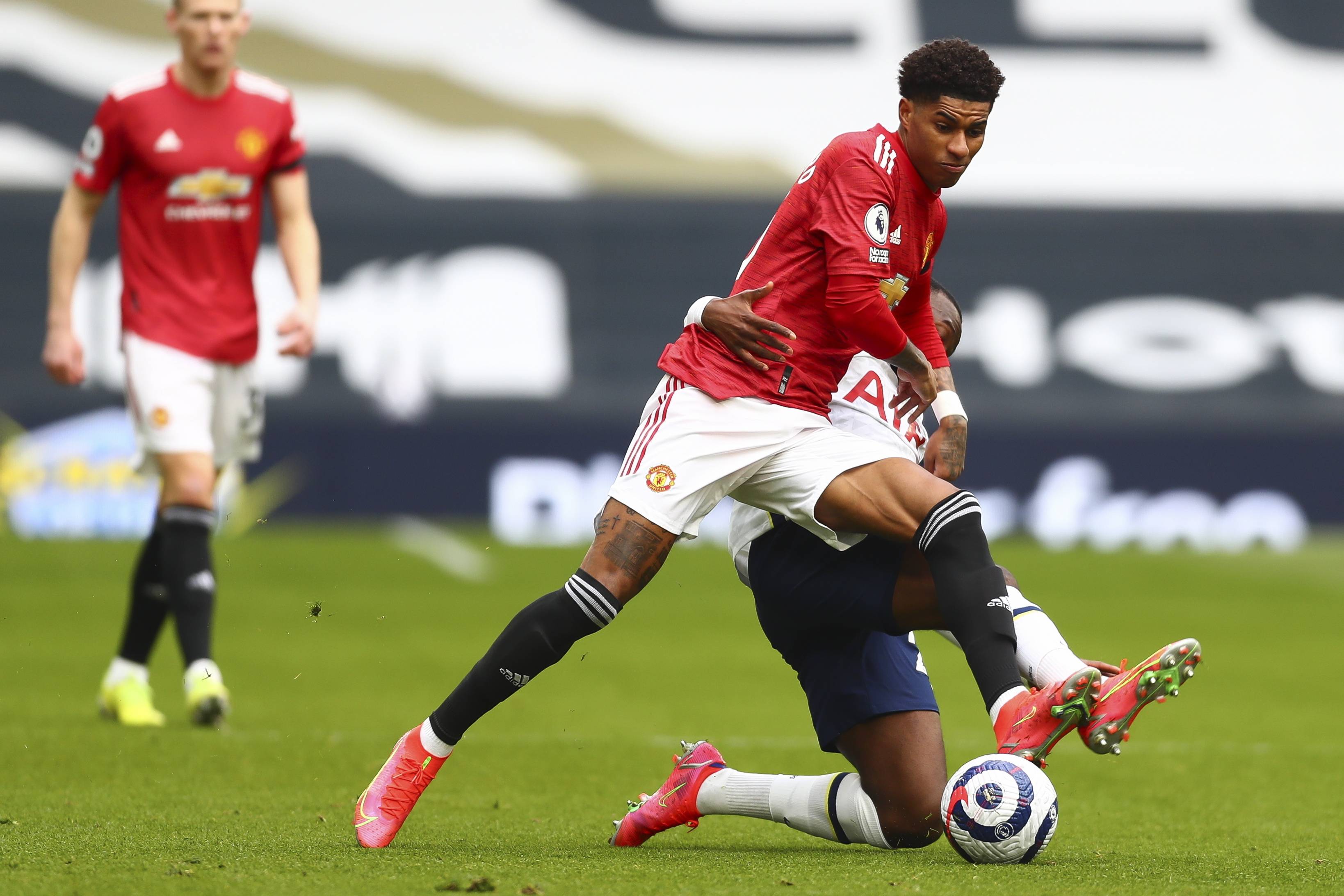 国足希望通 国足希望通