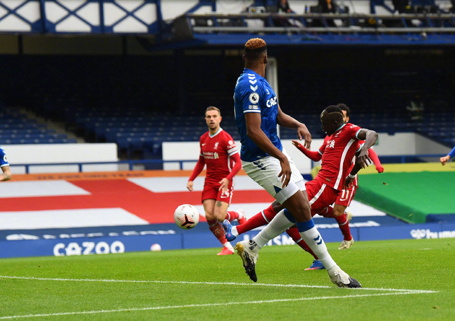 标志着纽卡 标志着纽卡